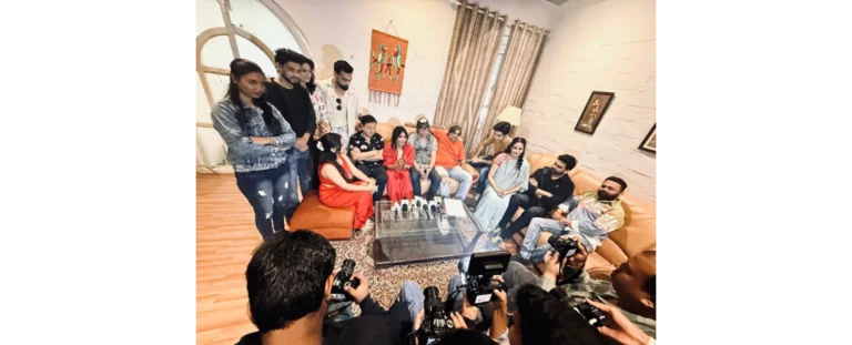 Chain2Bollywood